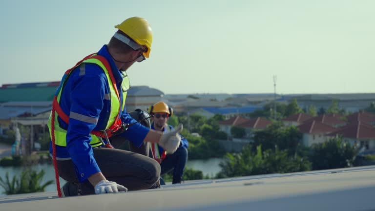 Best Emergency Roof Repair Services  in Dunmore, PA